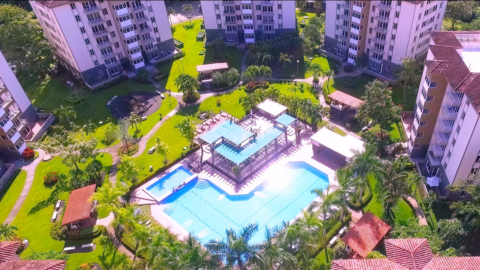 The pools and the sun terrace
